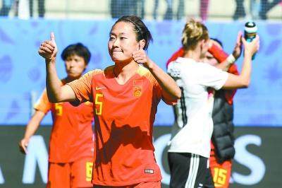 开云入口-【奥预赛前瞻】：女足晋级在望 队长停赛考验贾秀全