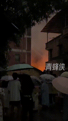 成都火灾5死2伤后续，多位知情人讲述真相，当晚的起火源头被公开